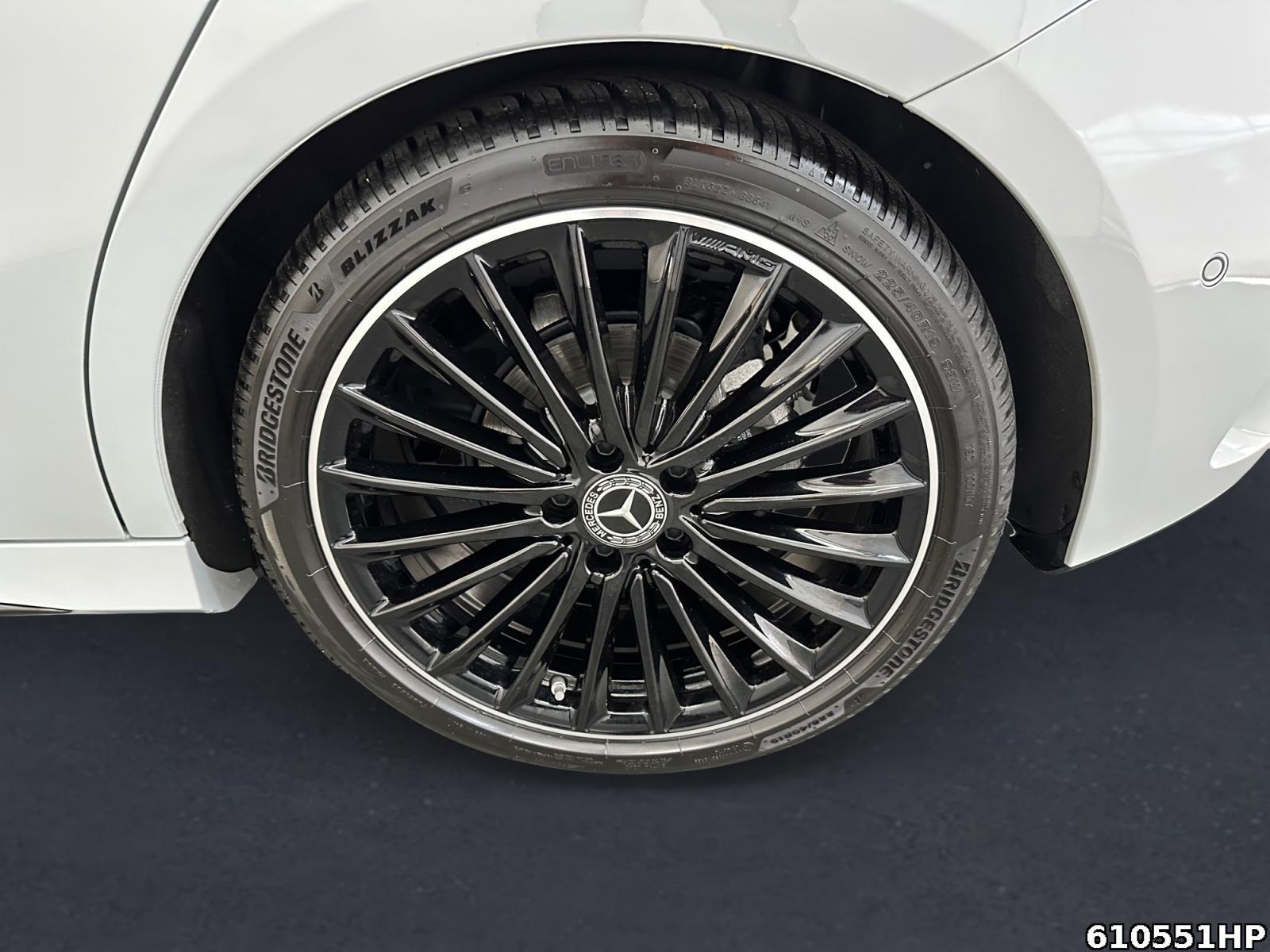 Fahrzeugabbildung Mercedes-Benz A 180 AMG Special Edit. Panodach Kamera Multib.