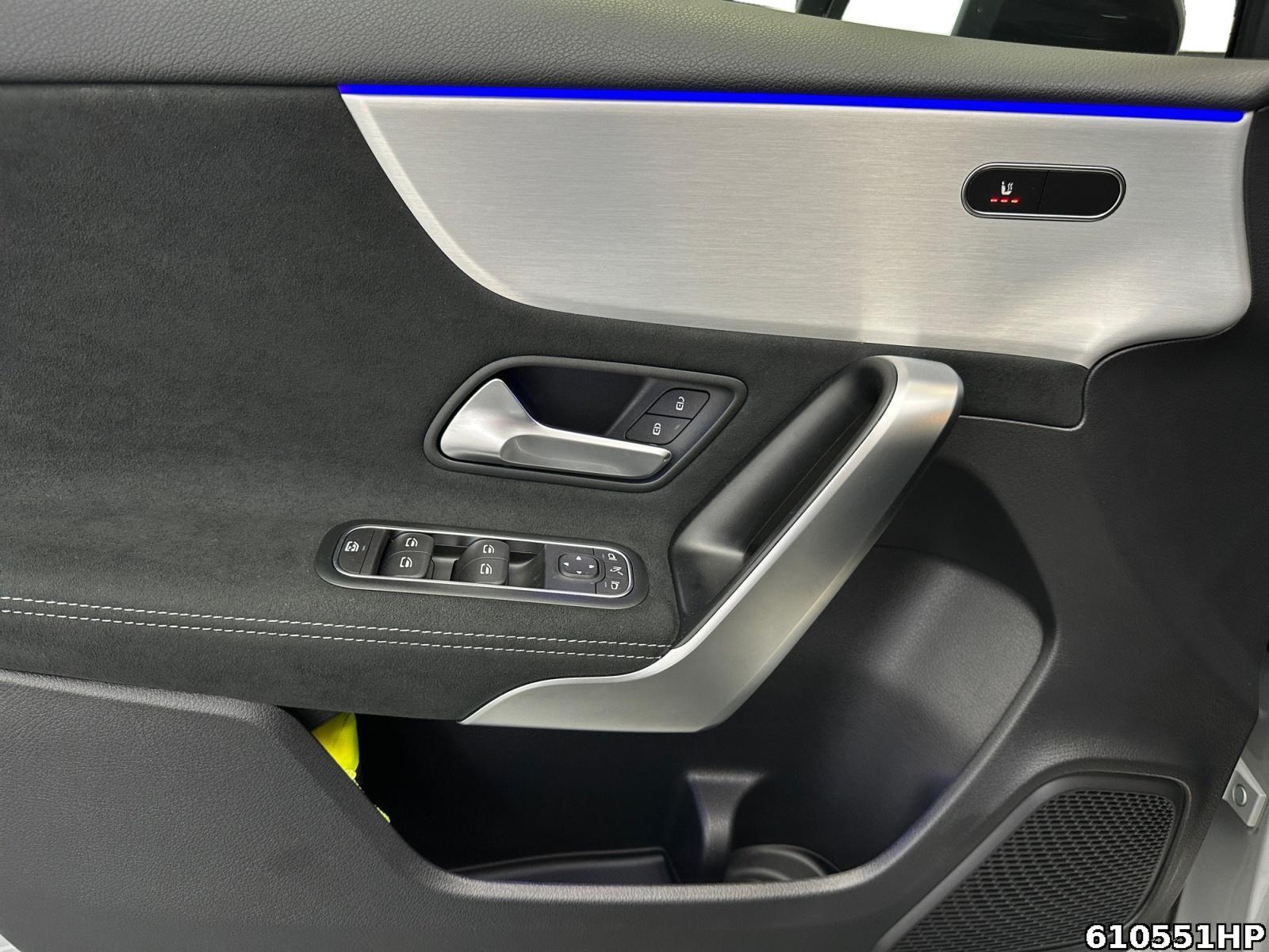 Fahrzeugabbildung Mercedes-Benz A 180 AMG Special Edit. Panodach Kamera Multib.