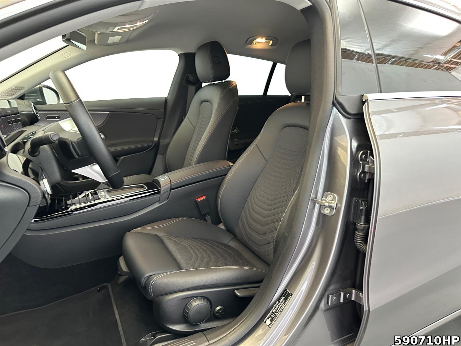 Fahrzeugabbildung Mercedes-Benz CLA 180 Shooting Brake Progressive AHK. Rückfk.