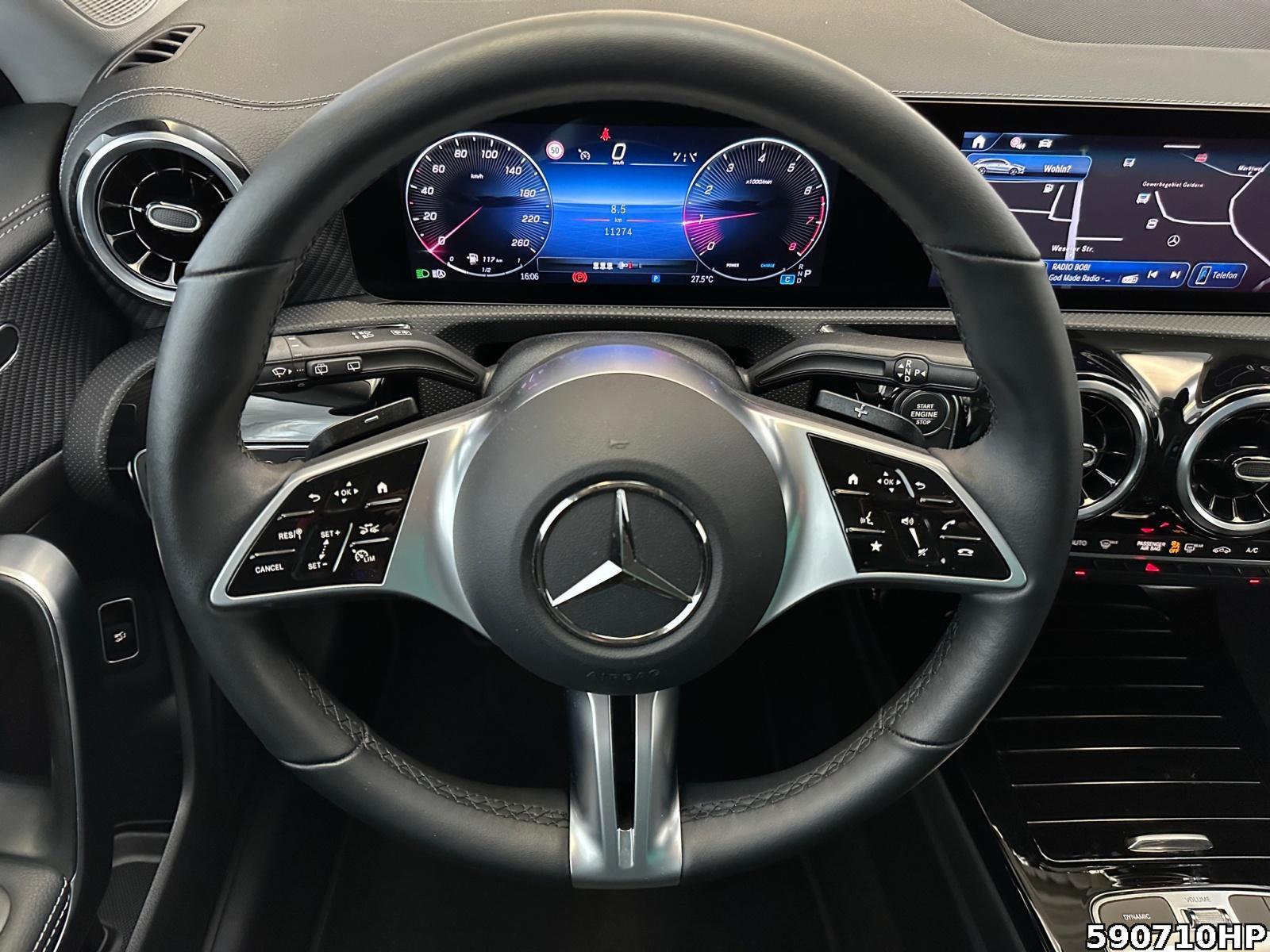 Fahrzeugabbildung Mercedes-Benz CLA 180 Shooting Brake Progressive AHK. Rückfk.
