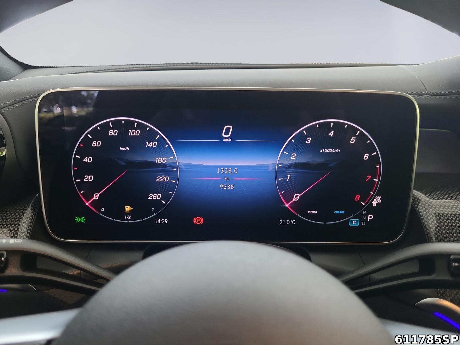 Fahrzeugabbildung Mercedes-Benz GLC 300 4M AMG Coupé PanoAHKNight Digital Light