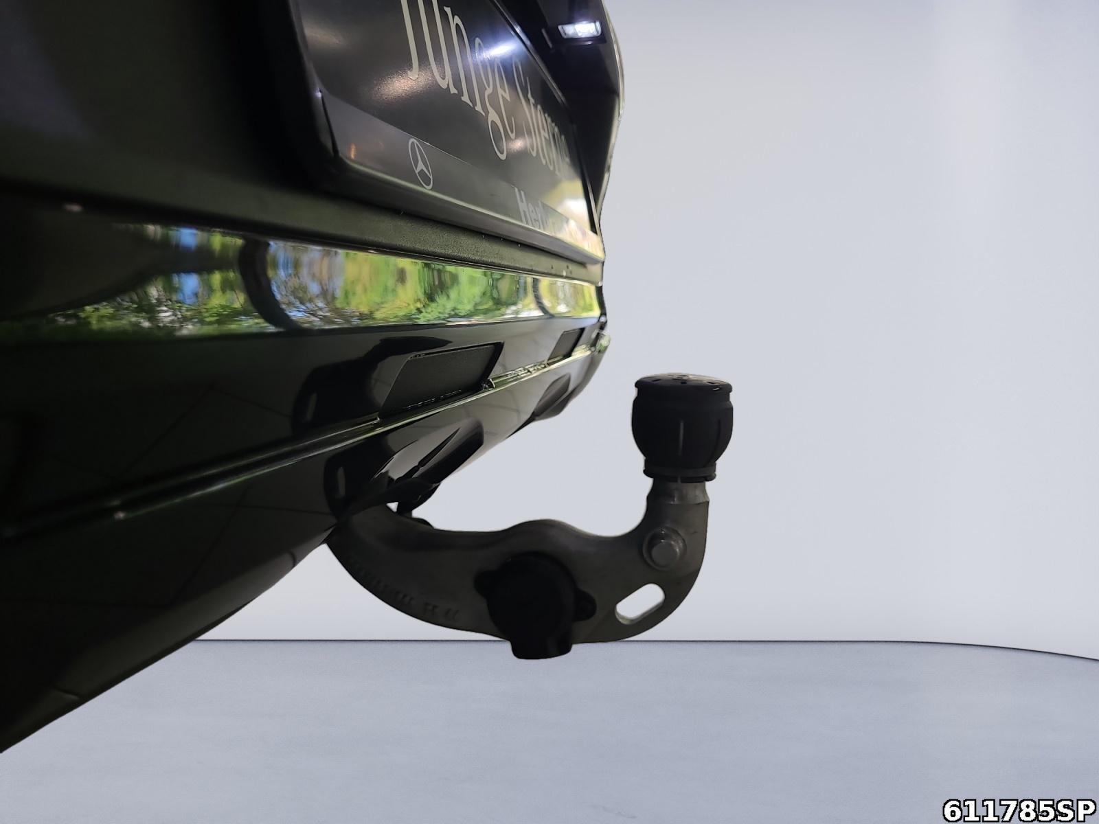 Fahrzeugabbildung Mercedes-Benz GLC 300 4M AMG Coupé PanoAHKNight Digital Light