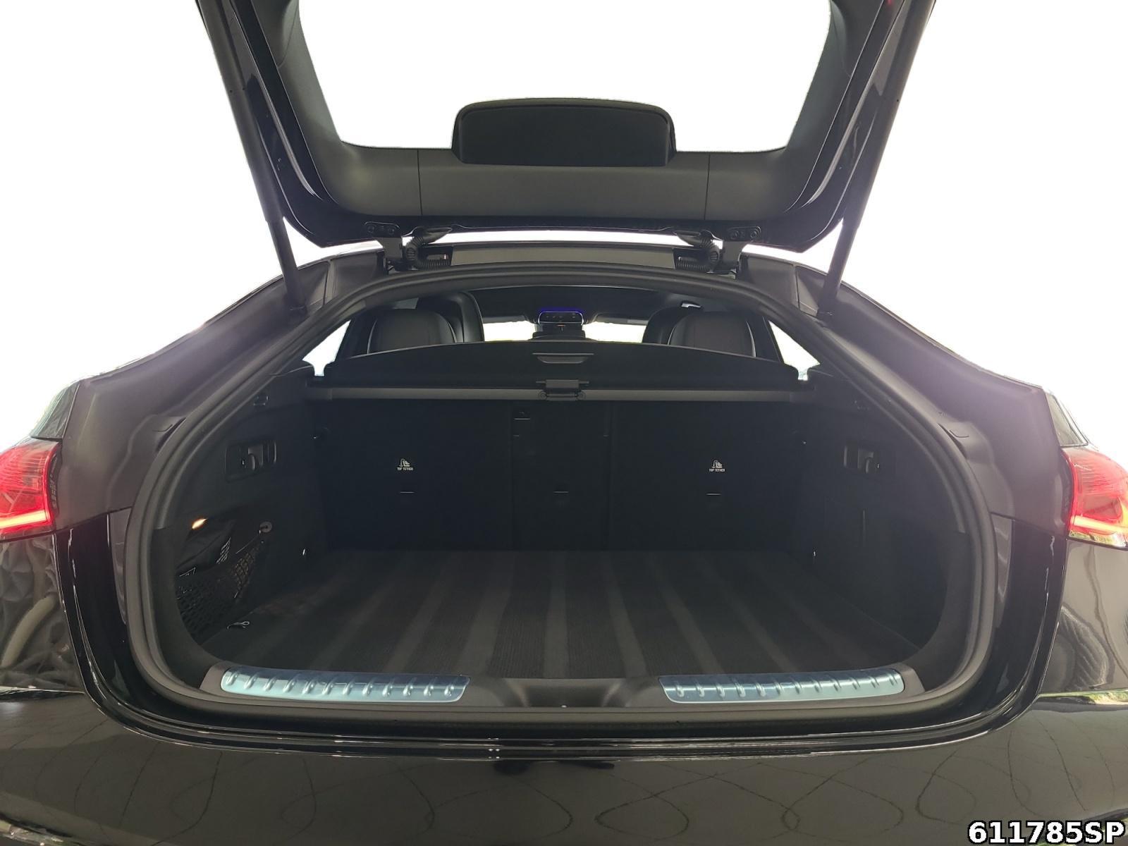 Fahrzeugabbildung Mercedes-Benz GLC 300 4M AMG Coupé PanoAHKNight Digital Light