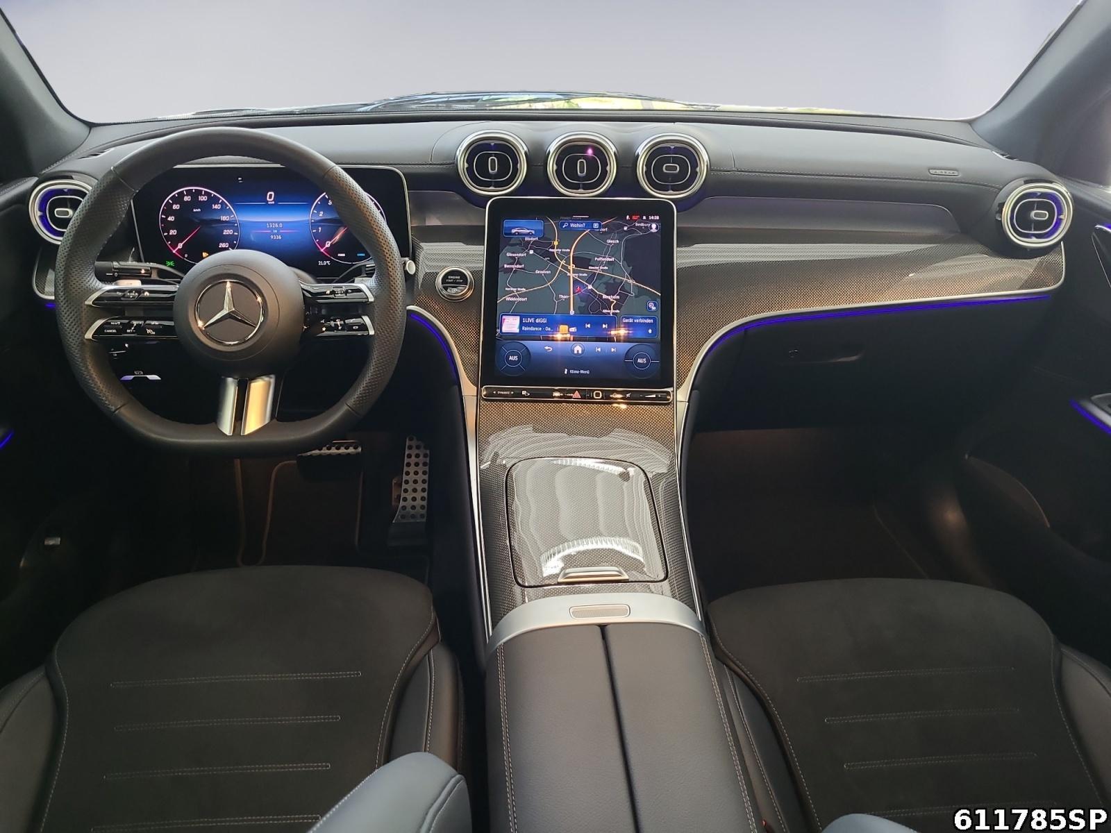 Fahrzeugabbildung Mercedes-Benz GLC 300 4M AMG Coupé PanoAHKNight Digital Light