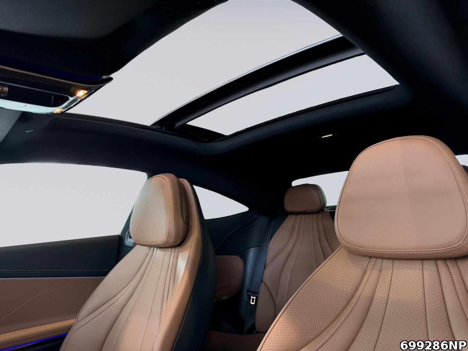 Fahrzeugabbildung Mercedes-Benz CLE 300 e AMG NIGHT DIGITAL BURMESTER PANO 360°