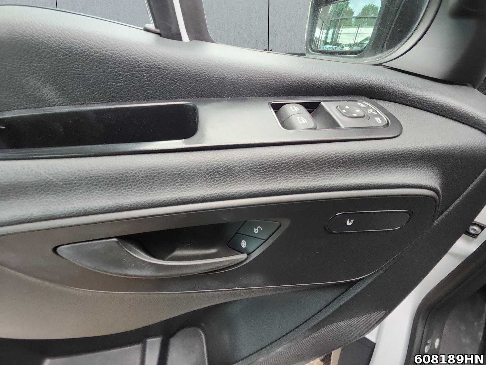 Fahrzeugabbildung Mercedes-Benz Sprinter 317 CDI Kasten*L2H2*Schwingsitz*Kamera
