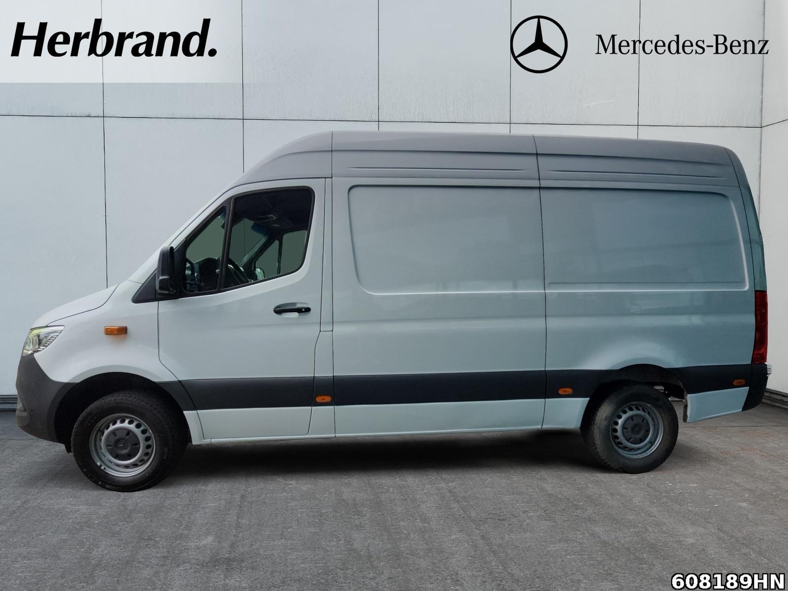Fahrzeugabbildung Mercedes-Benz Sprinter 317 CDI Kasten*L2H2*Schwingsitz*Kamera