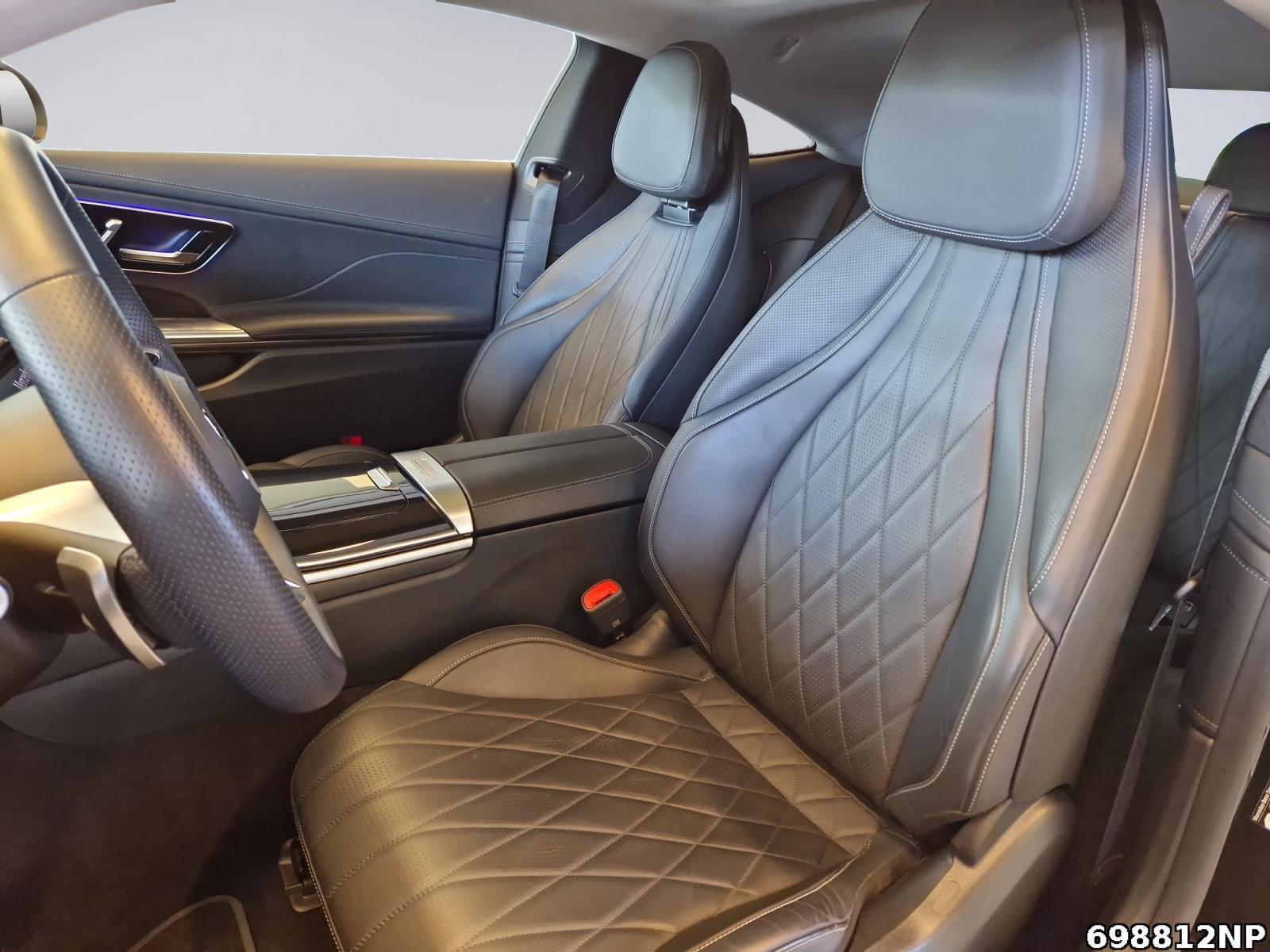Fahrzeugabbildung Mercedes-Benz CLE 300 4M AMG Pano Burmester AHK 360° Leder