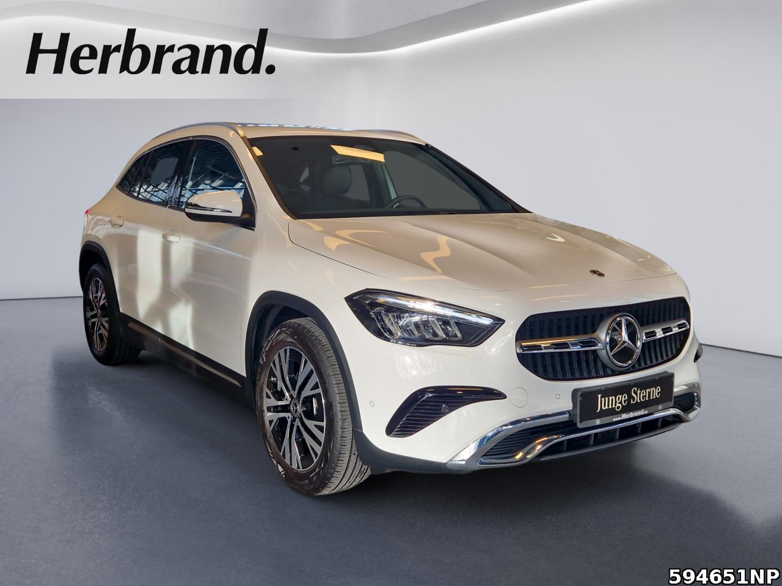 Fahrzeugabbildung Mercedes-Benz GLA 200 Progressive AHK Kamera THERMOTRONIC