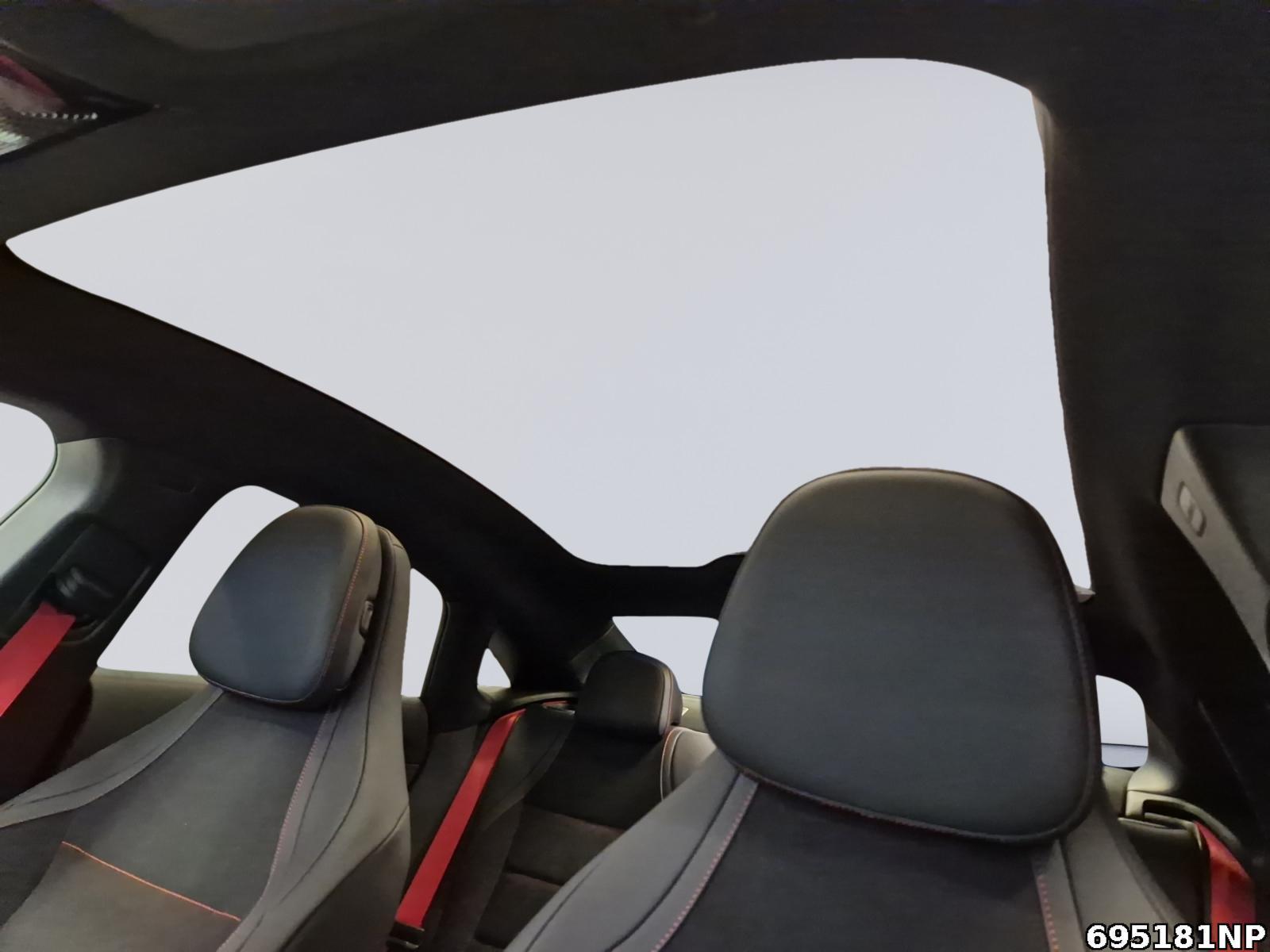 Fahrzeugabbildung Mercedes-Benz CLA 250 + AMG+BURMESTER+HUD+360°+MULTIBEAM+