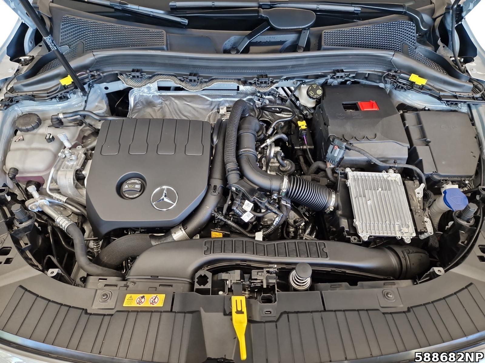 Fahrzeugabbildung Mercedes-Benz GLA 200 AMG+SPECIAL+MULTI+AHK+KEYLESS+360°+TOTW