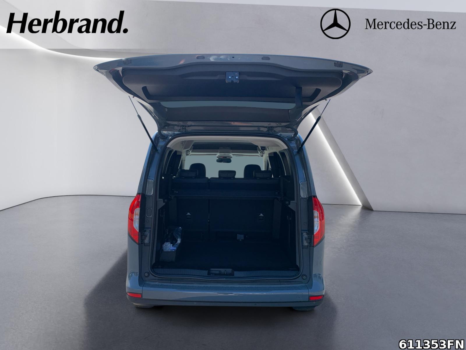 Fahrzeugabbildung Mercedes-Benz EQT 200 *LED*LENKRADHEIZUNG*NAVI*KAMERA*CARPLAY*