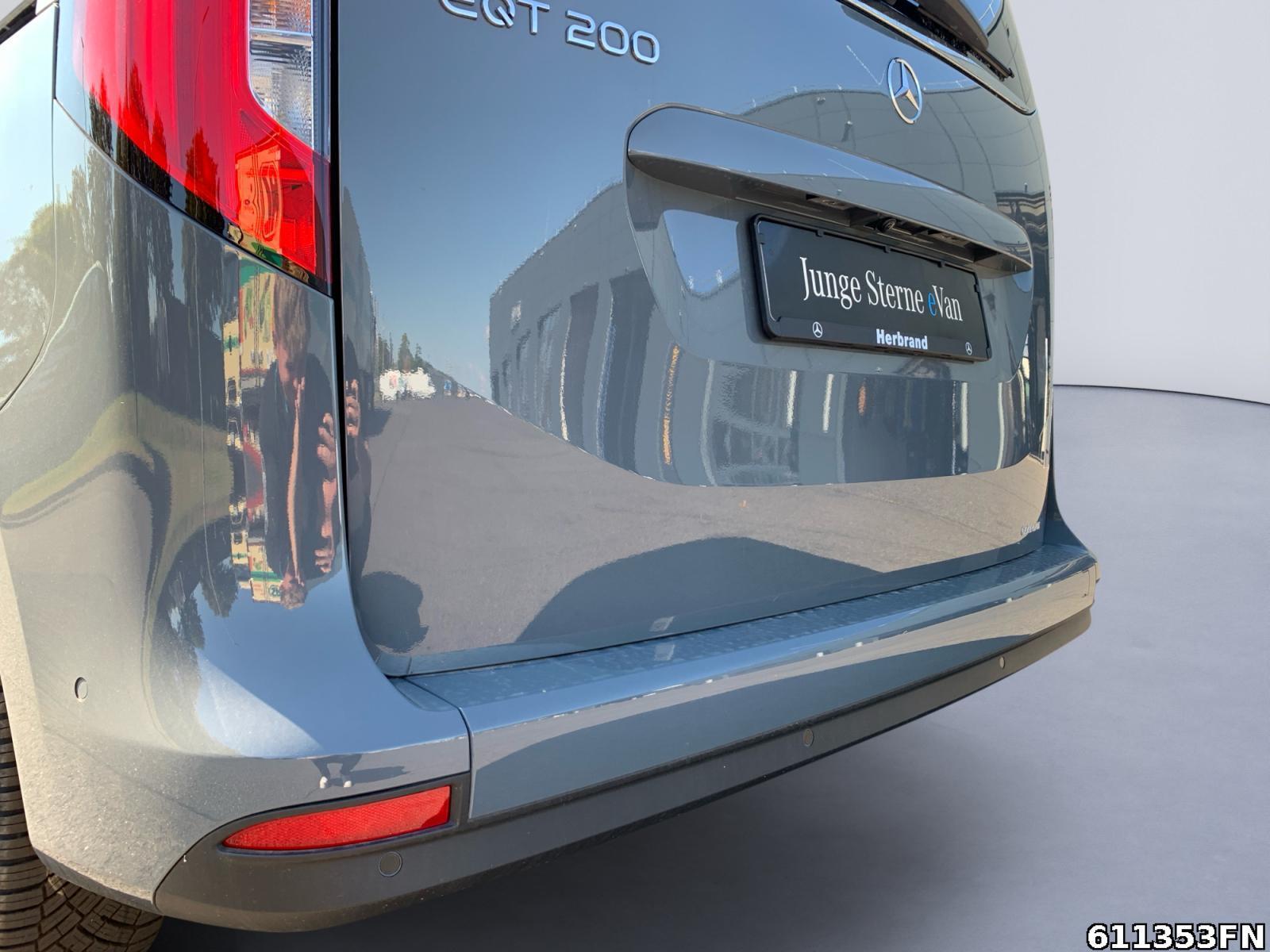 Fahrzeugabbildung Mercedes-Benz EQT 200 *LED*LENKRADHEIZUNG*NAVI*KAMERA*CARPLAY*