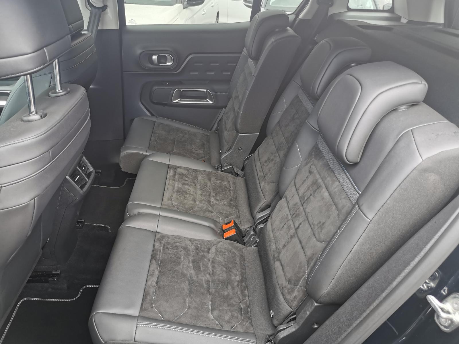 Fahrzeugabbildung Citroën C5 Aircross Shine+NAVI+SHZ+USB+LED+ACC+AWR+