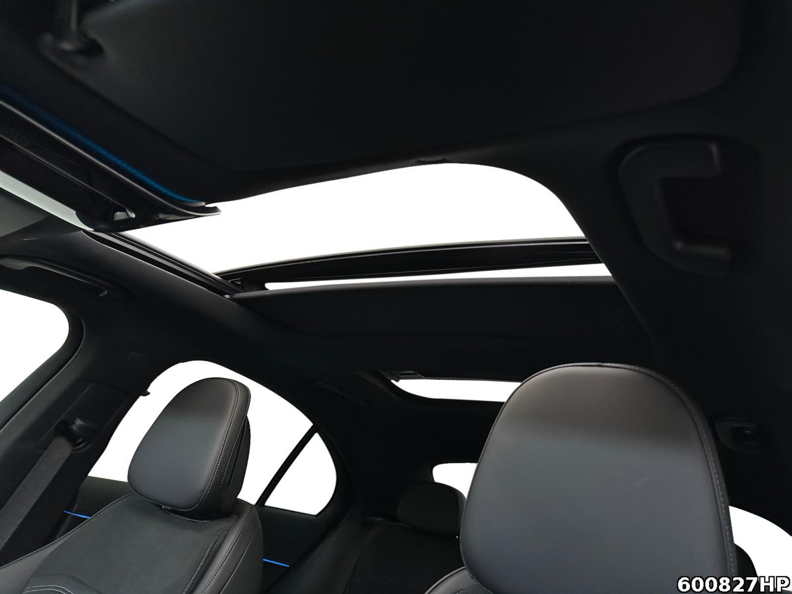 Fahrzeugabbildung Mercedes-Benz E 200 AMG Night Digital-Light AHK Pano 20