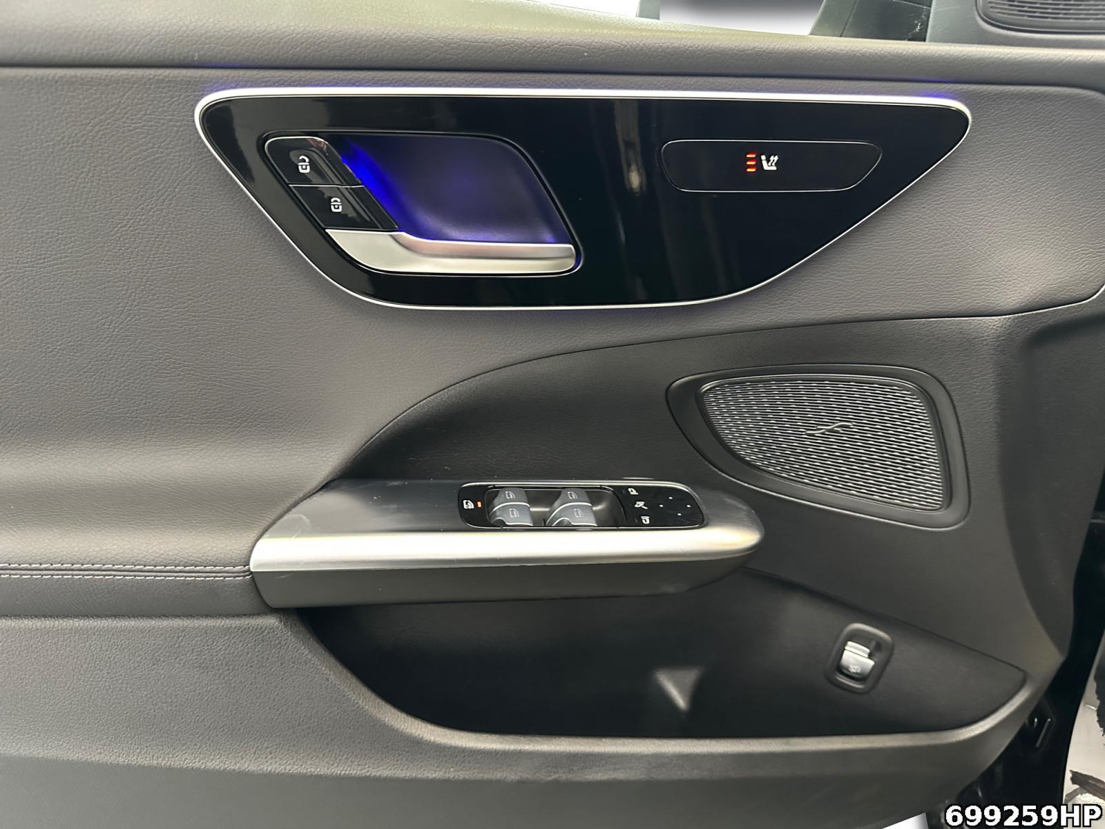 Fahrzeugabbildung Mercedes-Benz C 220 d T Avantgarde AHK LED Totw. Ambiente