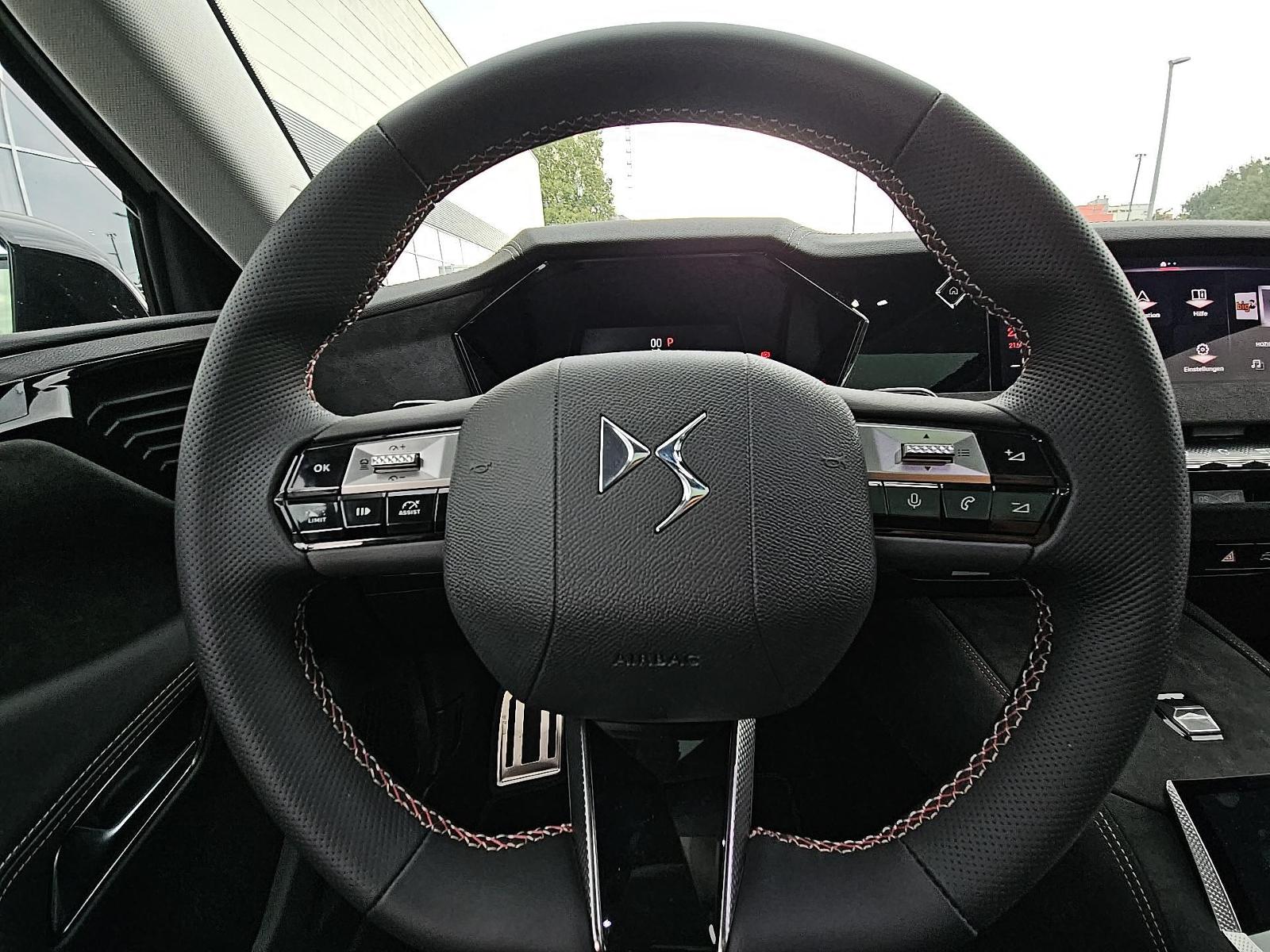 Fahrzeugabbildung DS Automobiles DS4 Performance Line+NAVI+PDC+ACC+LED+USB+360°+