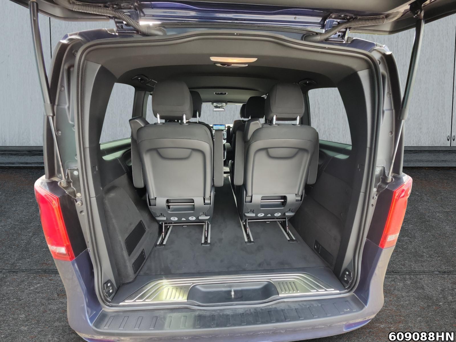 Fahrzeugabbildung Mercedes-Benz V 300 d Kompakt 4M*EDIITON 2023*Airmatic*AMG*