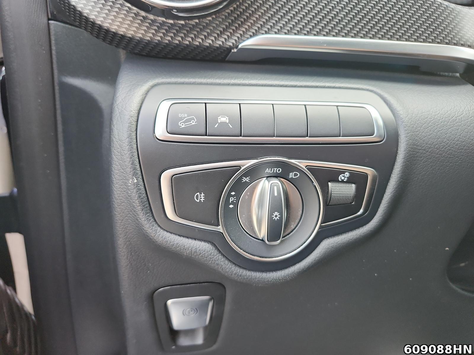 Fahrzeugabbildung Mercedes-Benz V 300 d Kompakt 4M*EDIITON 2023*Airmatic*AMG*