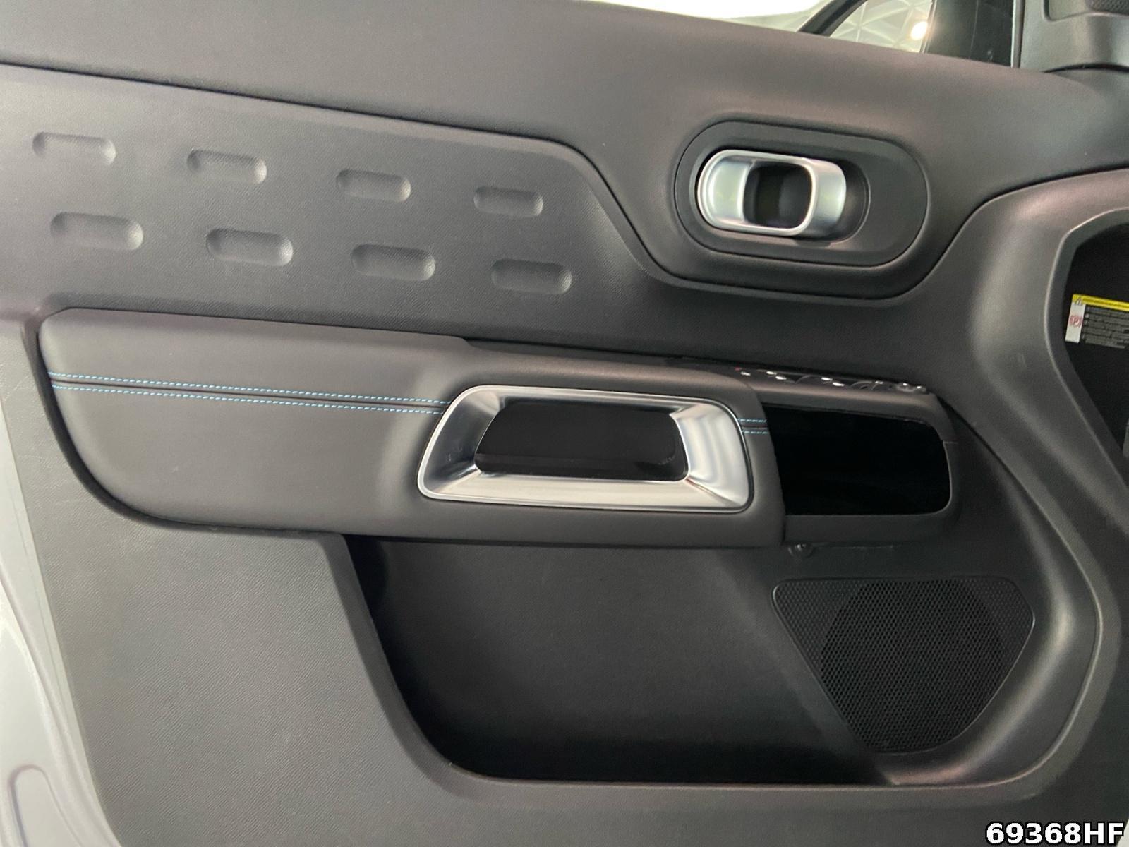 Fahrzeugabbildung Citroën C5 Aircross 1.2 PureTech 130 Shine*SHZ*PDC*