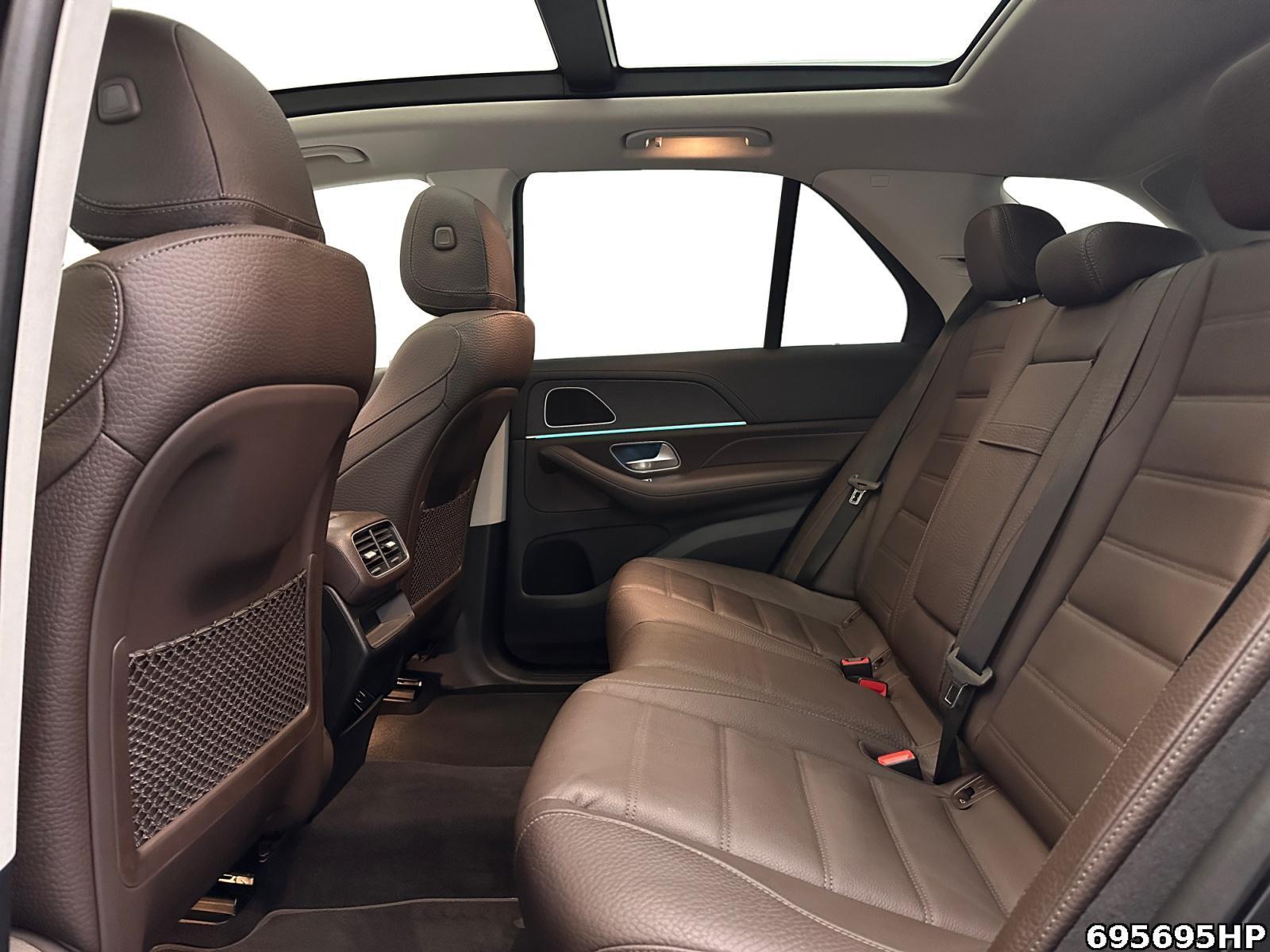 Fahrzeugabbildung Mercedes-Benz GLE 350 de 4M AMG Pano 21