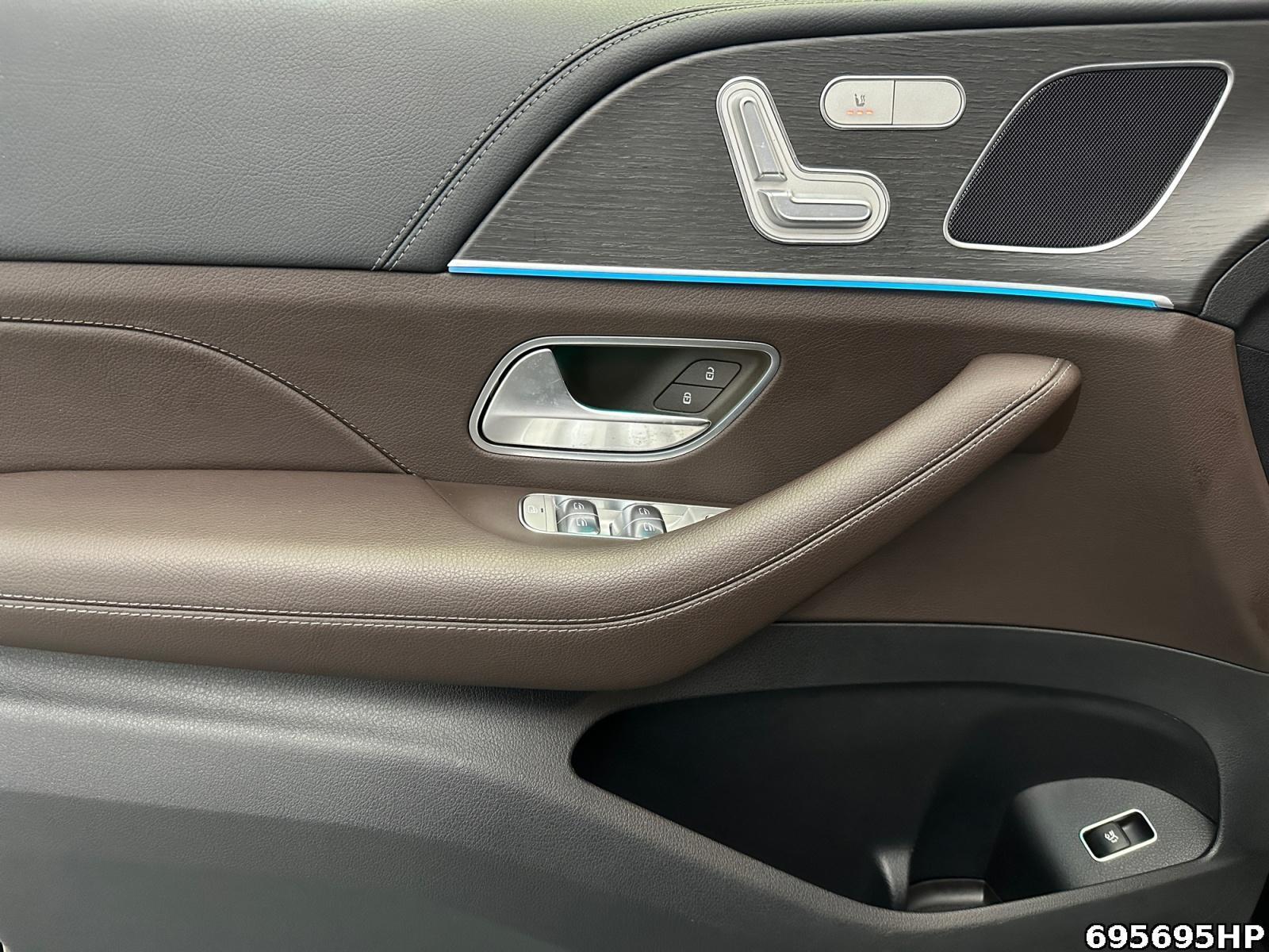 Fahrzeugabbildung Mercedes-Benz GLE 350 de 4M AMG Pano 21