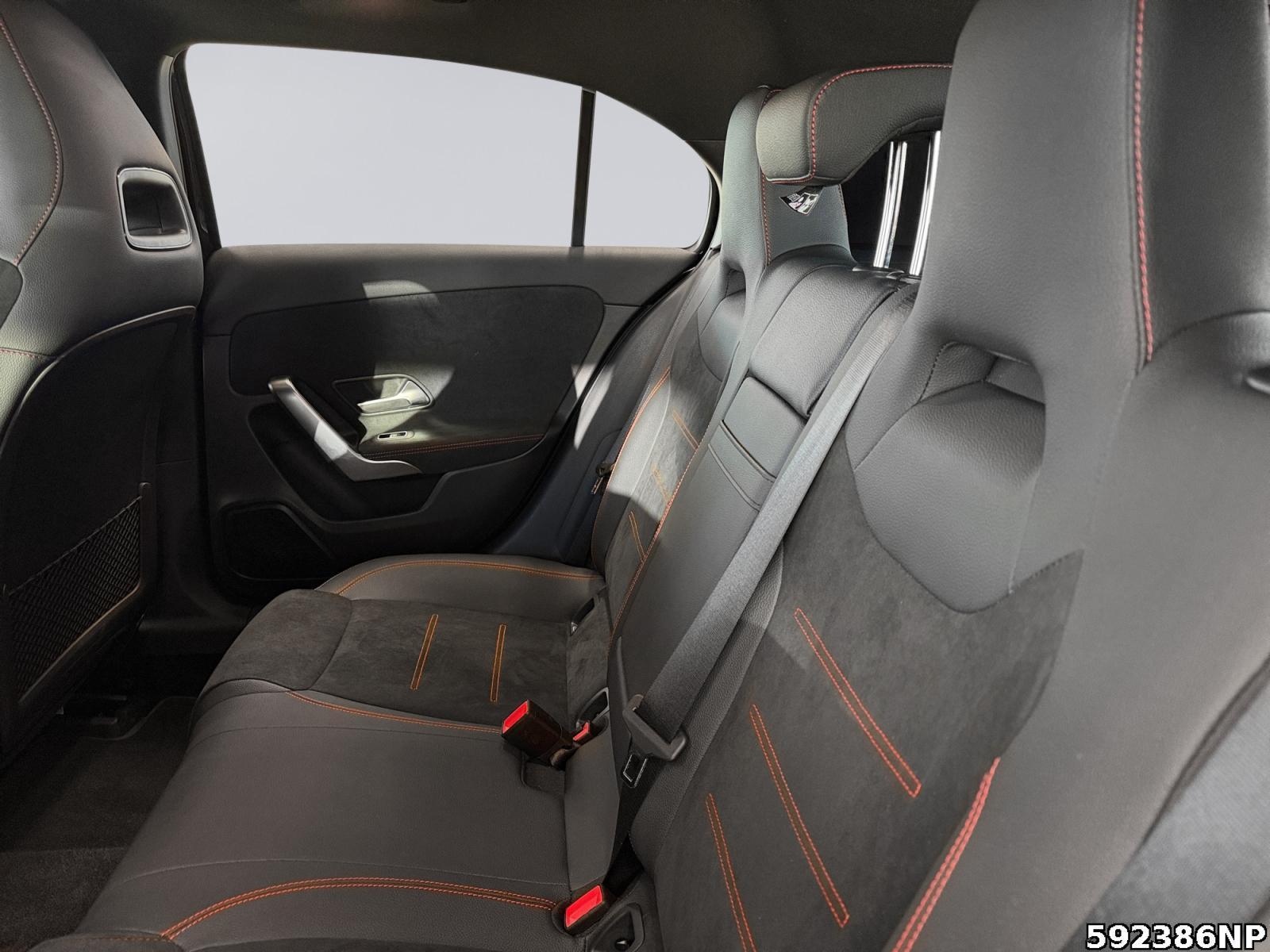 Fahrzeugabbildung Mercedes-Benz A 200 AMG Advanced Plus AHK LED Kamera KEYLESS