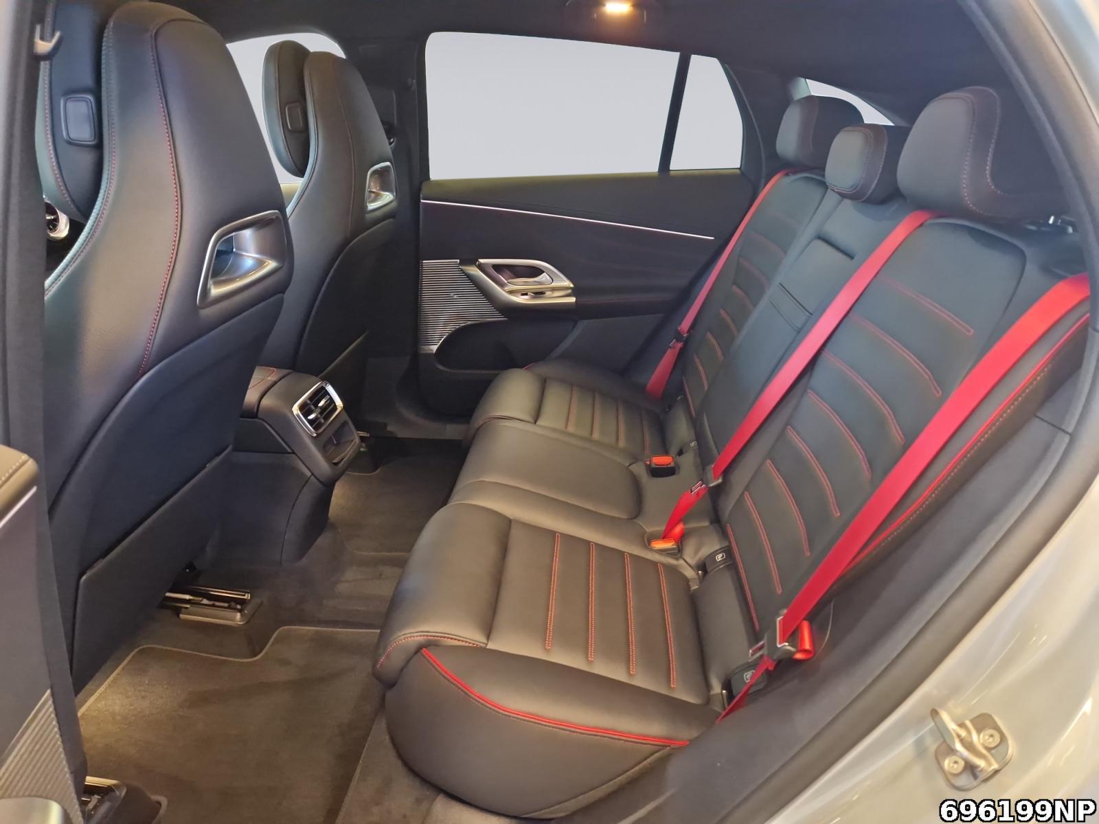 Fahrzeugabbildung Mercedes-Benz GLC 400 4MATIC +HYPERSCREEN+AHK+BURMESTER+HUD