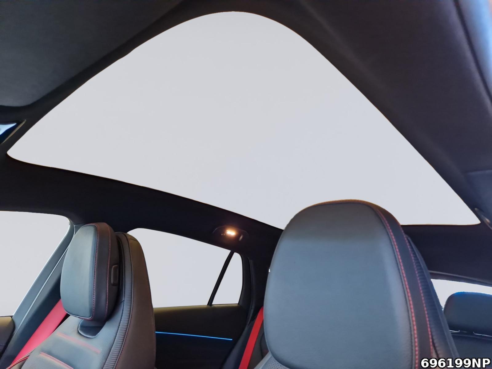 Fahrzeugabbildung Mercedes-Benz GLC 400 4MATIC +HYPERSCREEN+AHK+BURMESTER+HUD