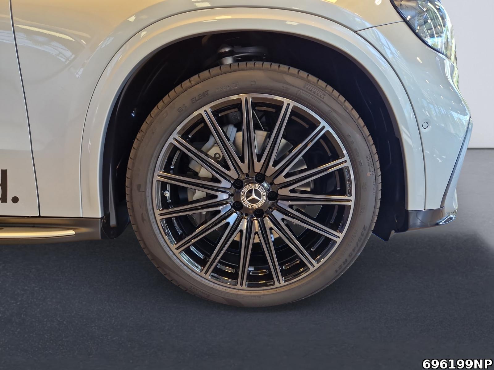 Fahrzeugabbildung Mercedes-Benz GLC 400 4MATIC +HYPERSCREEN+AHK+BURMESTER+HUD