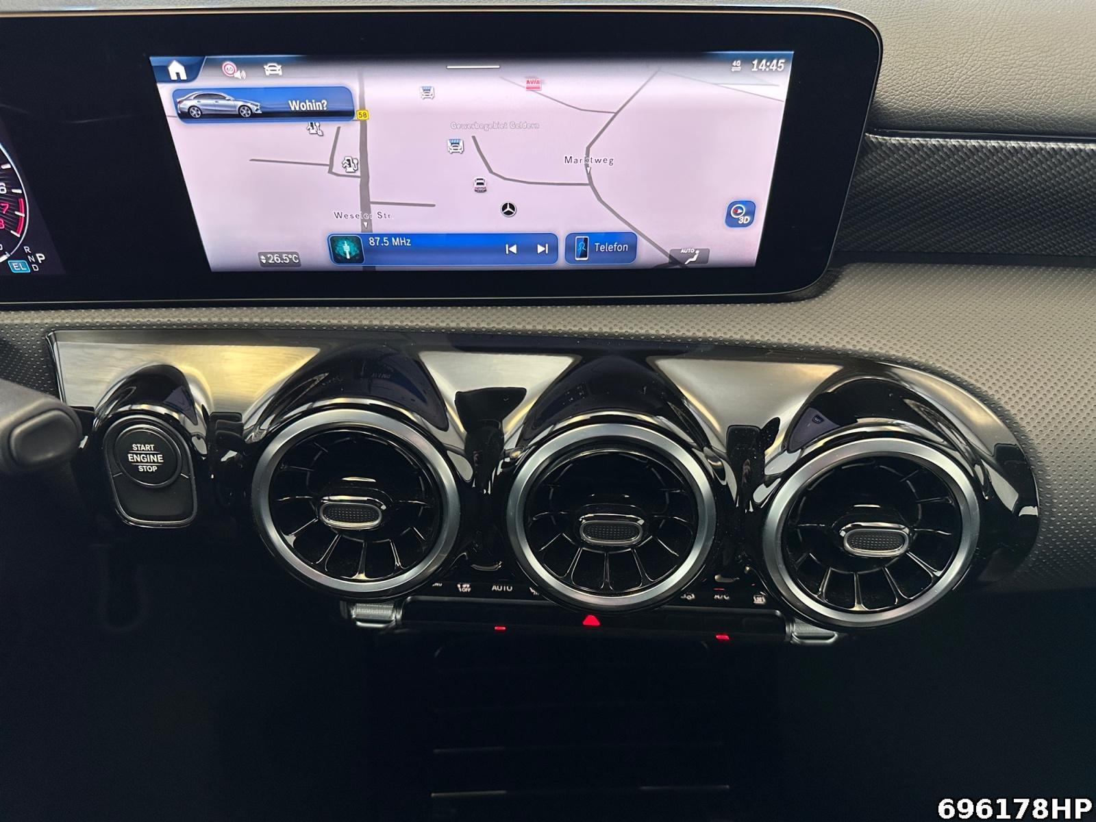 Fahrzeugabbildung Mercedes-Benz A 250 Progressive Limousine Widescreen Kamera