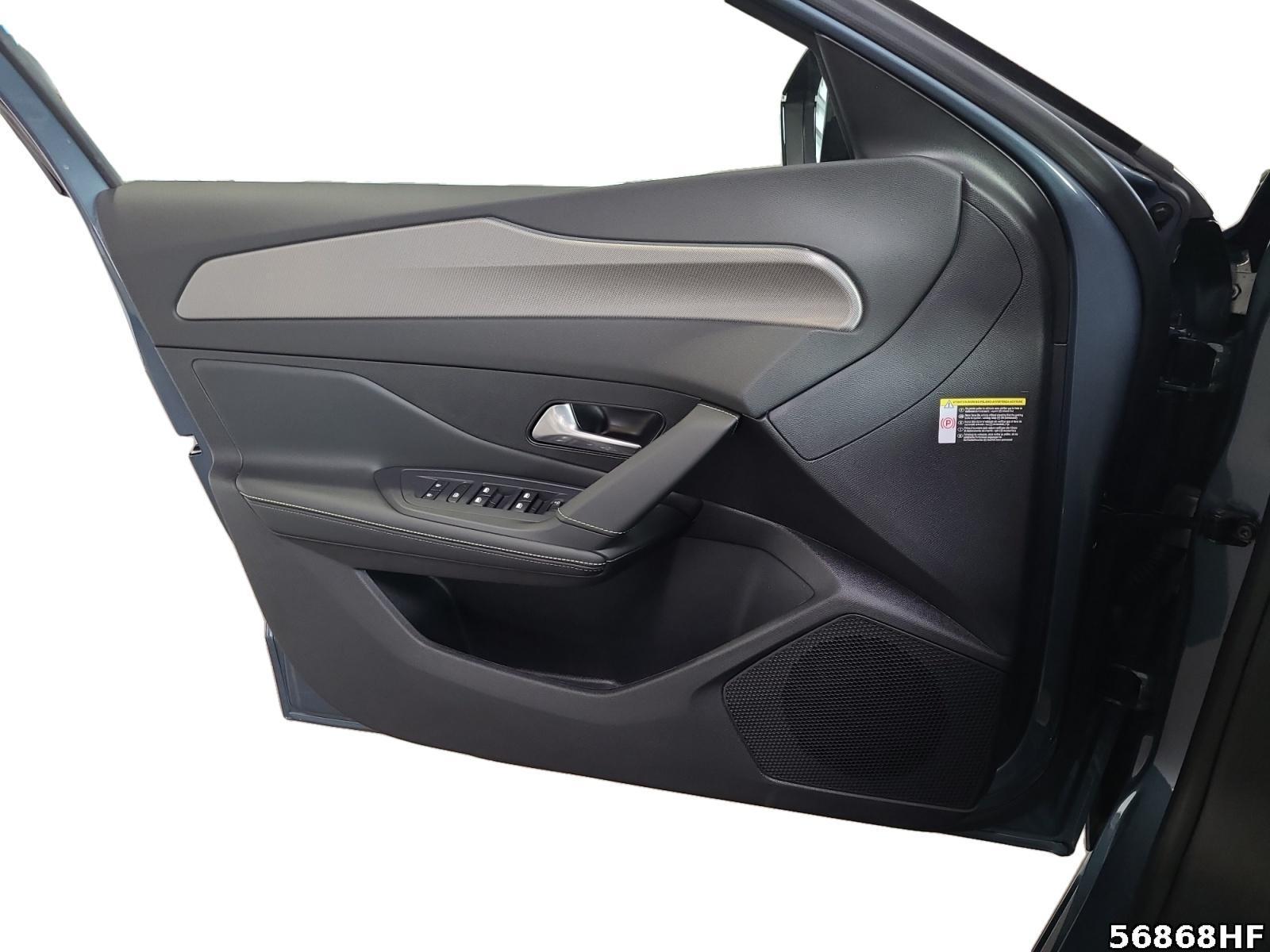 Fahrzeugabbildung Peugeot 308 Neuer 308SW*Navi*Kamera*Carplay*Soundpaket