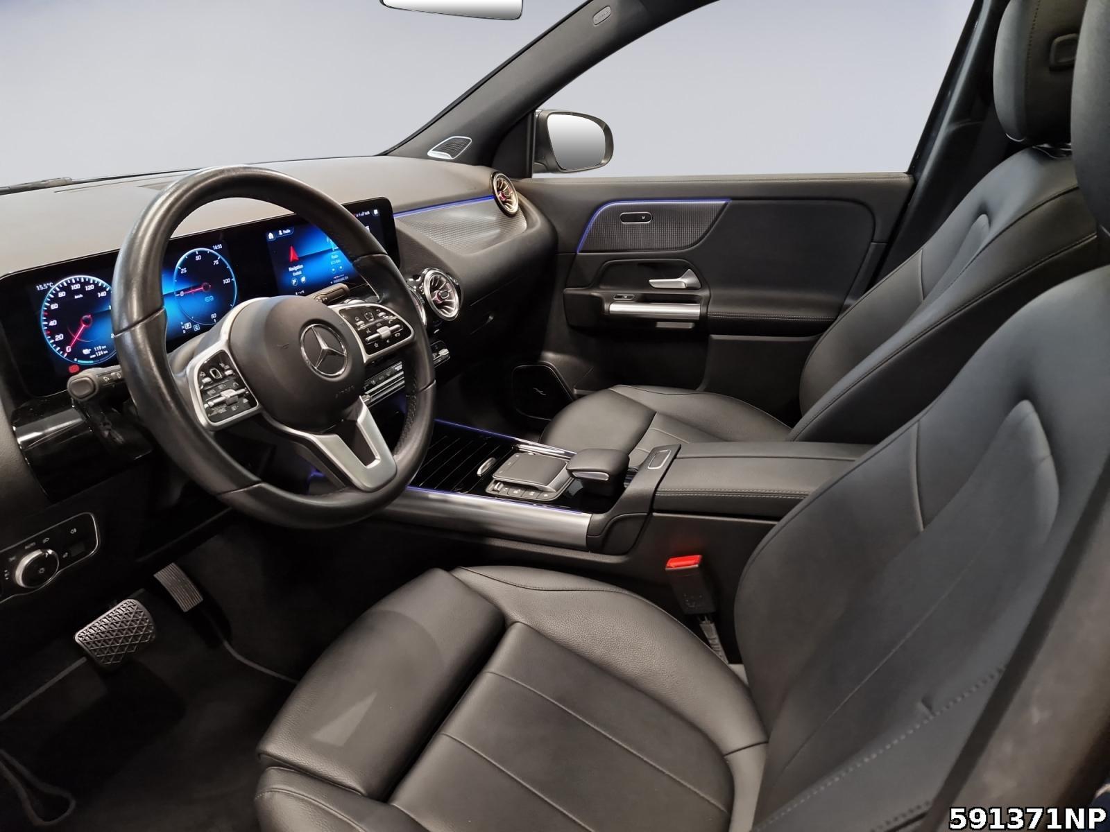 Fahrzeugabbildung Mercedes-Benz EQA Progressive Panorama Distronic Memory