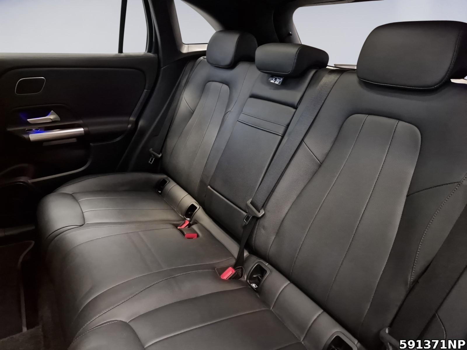 Fahrzeugabbildung Mercedes-Benz EQA Progressive Panorama Distronic Memory
