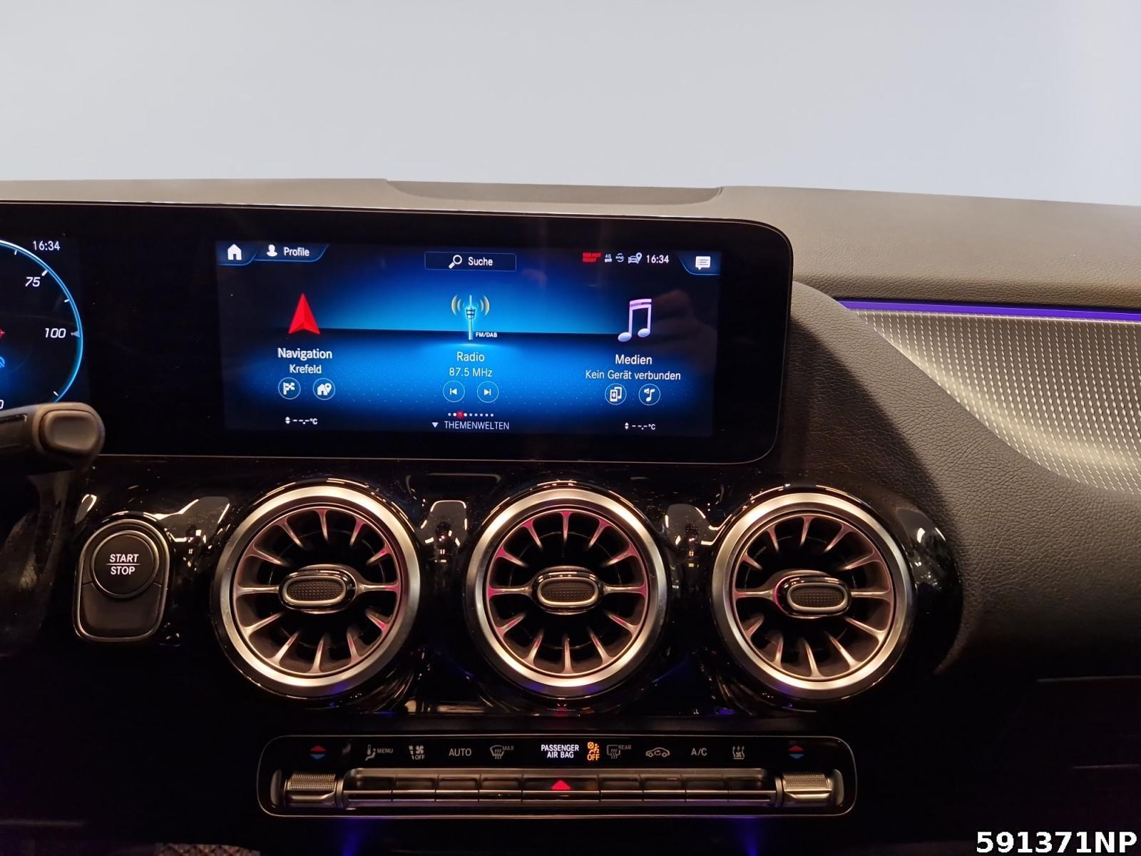 Fahrzeugabbildung Mercedes-Benz EQA Progressive Panorama Distronic Memory