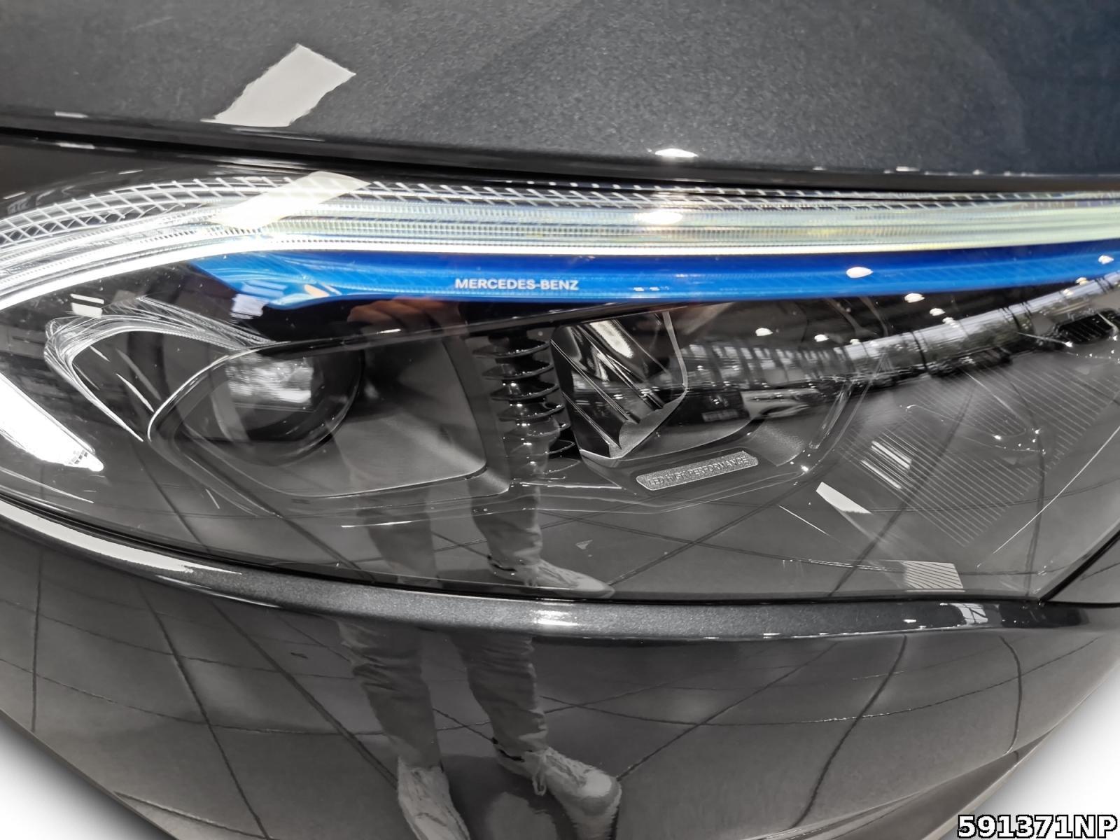 Fahrzeugabbildung Mercedes-Benz EQA Progressive Panorama Distronic Memory