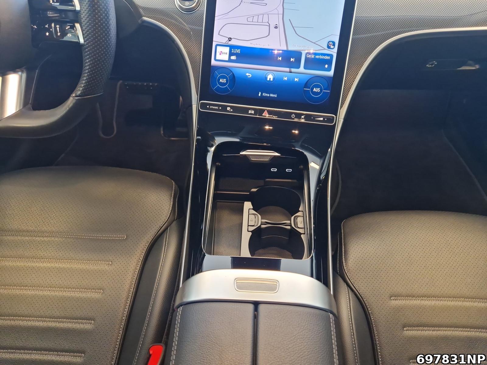 Fahrzeugabbildung Mercedes-Benz C 220 d T AMG AHK Night CarPlay Distronic Ambien