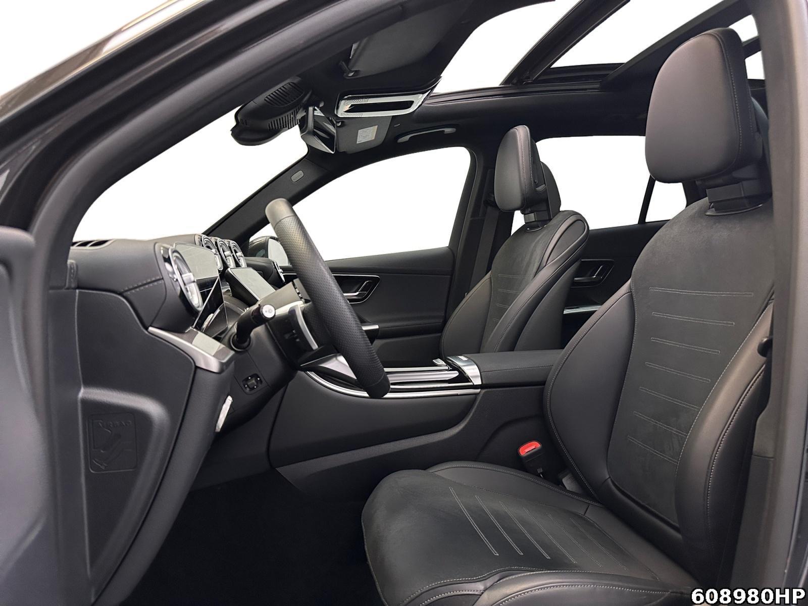 Fahrzeugabbildung Mercedes-Benz GLC 300 4M AMG AHK Pano 360° Memory Lenkradhzg