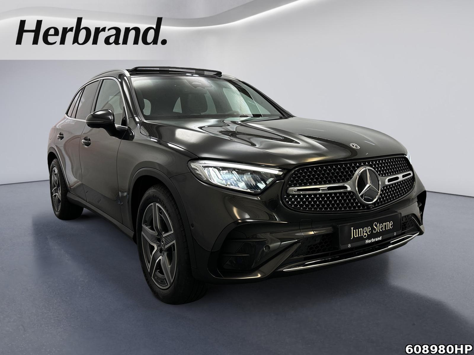 Fahrzeugabbildung Mercedes-Benz GLC 300 4M AMG AHK Pano 360° Memory Lenkradhzg