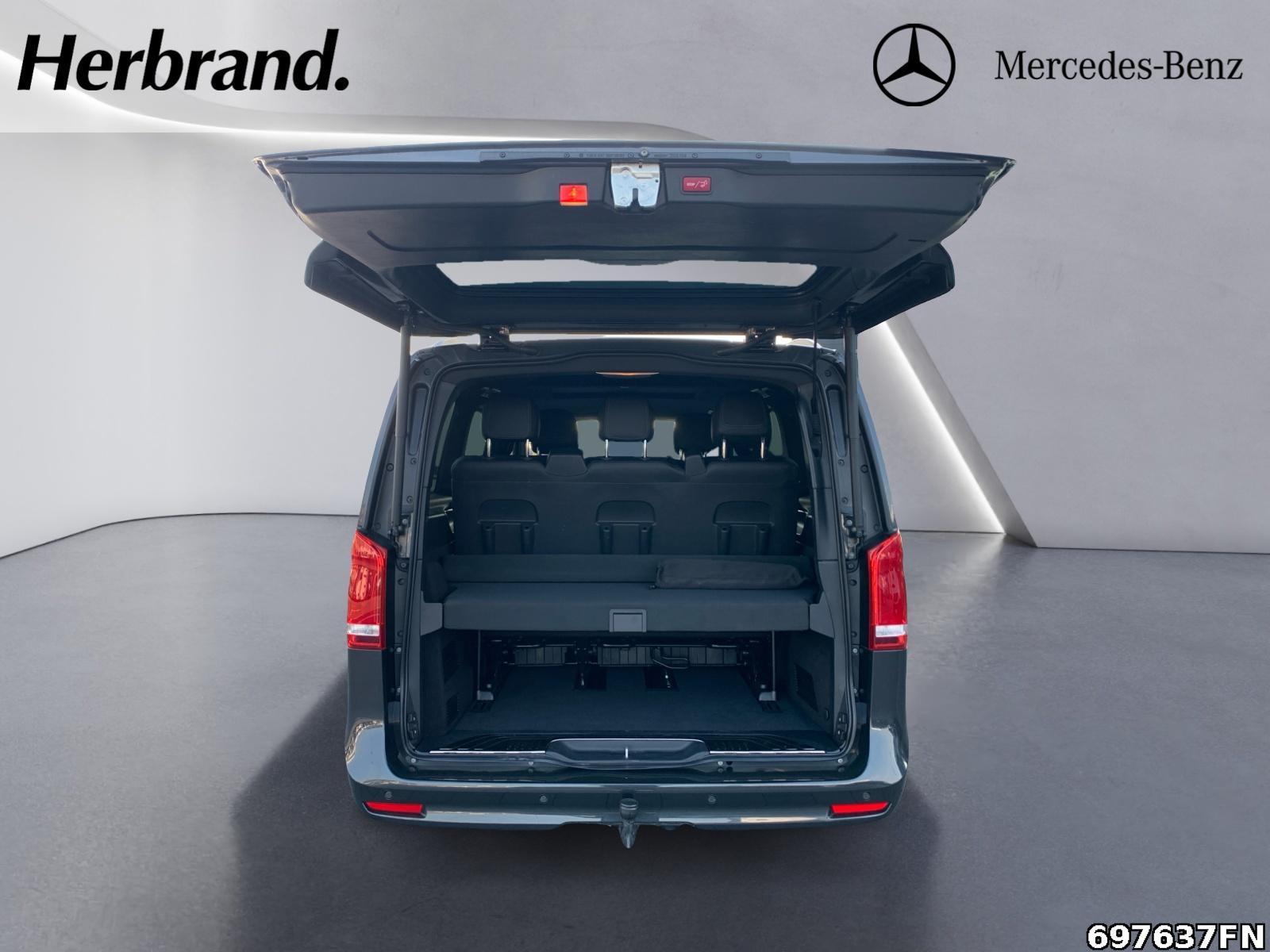 Fahrzeugabbildung Mercedes-Benz V 300 EAV/L 4MATIC AMG *AIRMATIC*PANO-DACH*DISTR