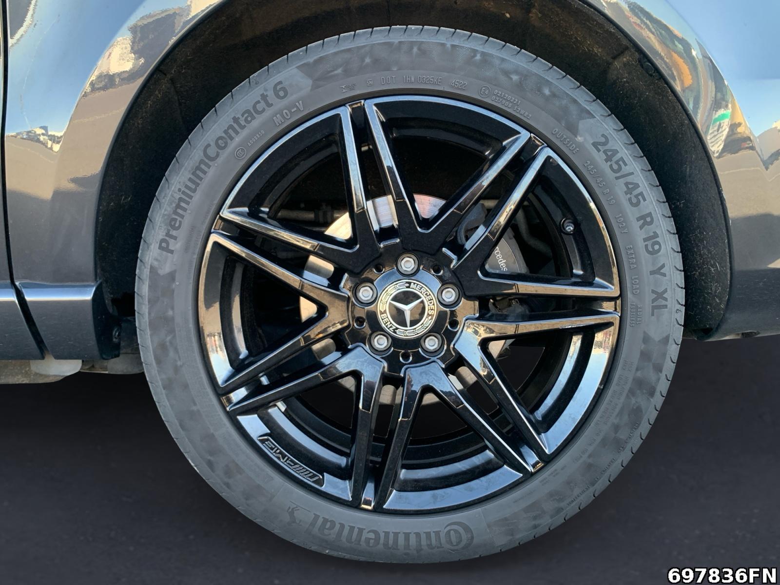 Fahrzeugabbildung Mercedes-Benz V 300 ED/L AMG *AHK*MBUX 10,25*NIGHT-PAKET*KLIMA