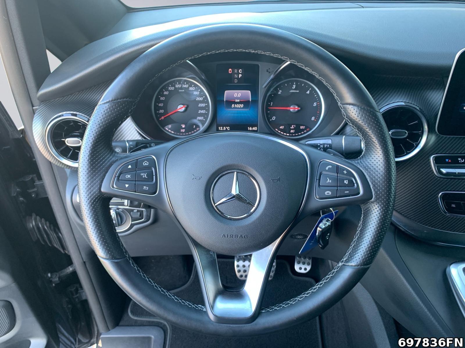 Fahrzeugabbildung Mercedes-Benz V 300 ED/L AMG *AHK*MBUX 10,25*NIGHT-PAKET*KLIMA