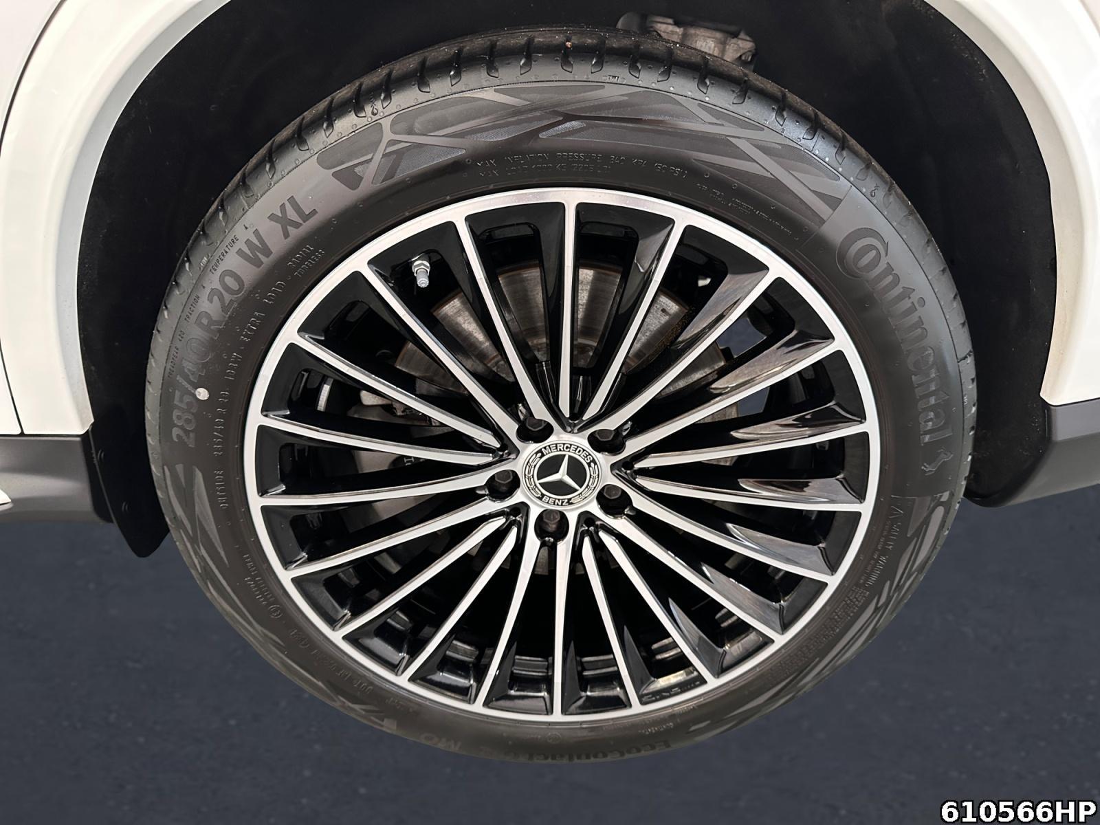 Fahrzeugabbildung Mercedes-Benz GLC 450 d 4M AMG Line Pano Night 360 Kamera AHK