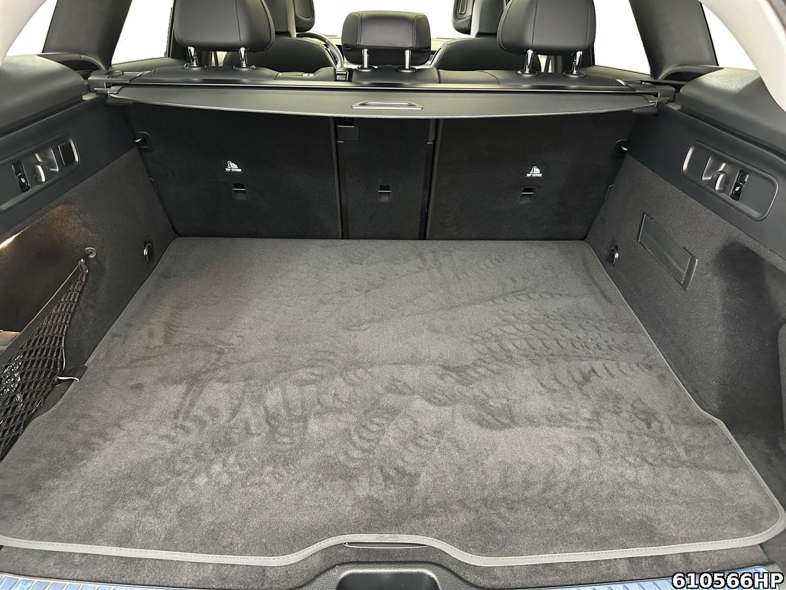 Fahrzeugabbildung Mercedes-Benz GLC 450 d 4M AMG Line Pano Night 360 Kamera AHK