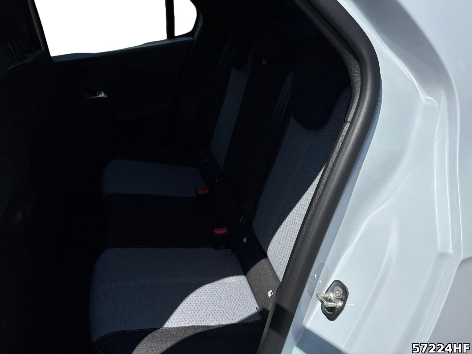 Fahrzeugabbildung Opel Corsa Edition Hybrid 110 PS AT