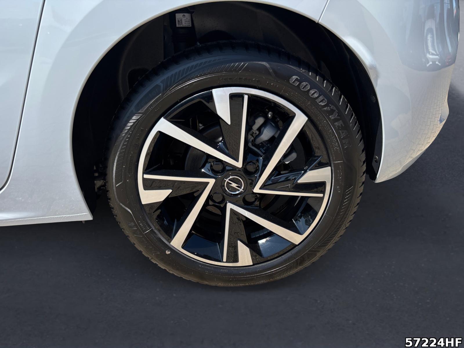 Fahrzeugabbildung Opel Corsa Edition Hybrid 110 PS AT