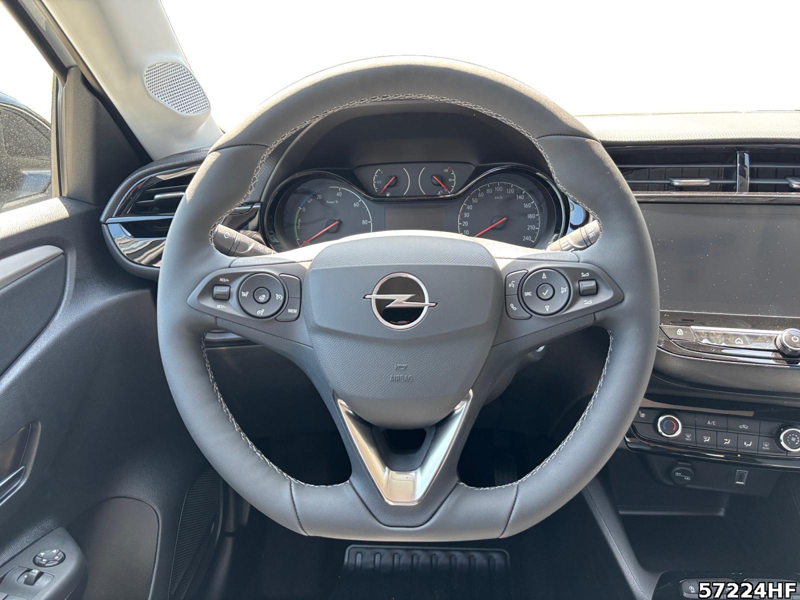 Fahrzeugabbildung Opel Corsa Edition Hybrid 110 PS AT