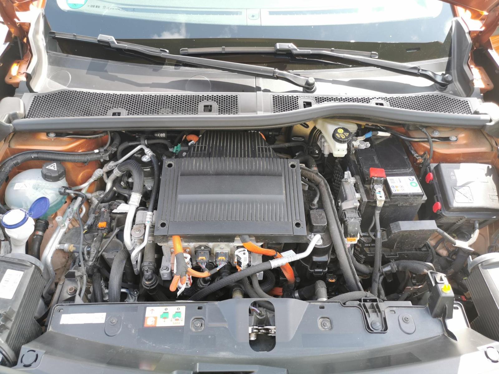 Fahrzeugabbildung Peugeot 2008 +*Panoramadach*Sitzhzg*LED*Elektr.Sitz*