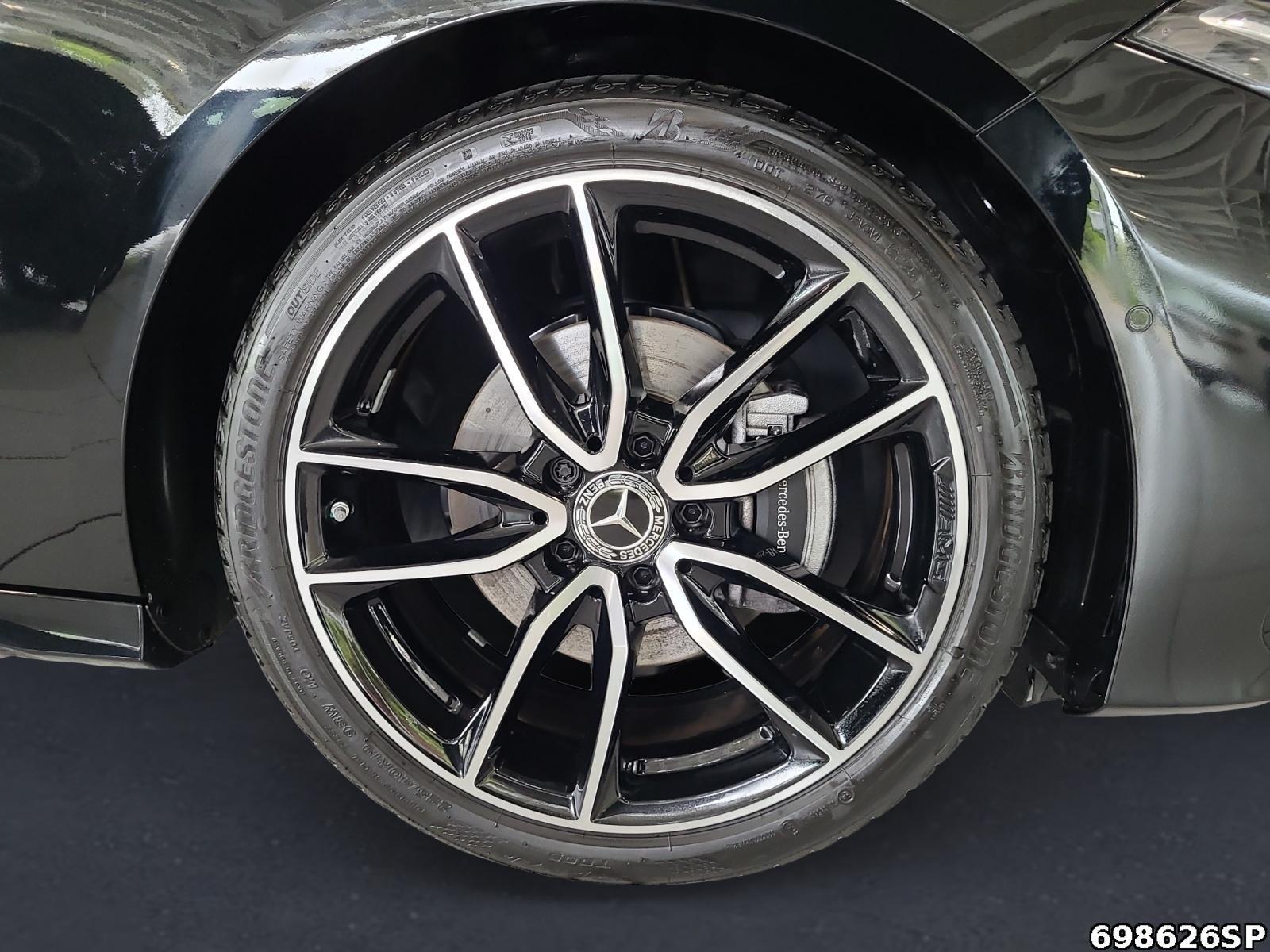 Fahrzeugabbildung Mercedes-Benz A 200 AMG Distronic Night Kamera