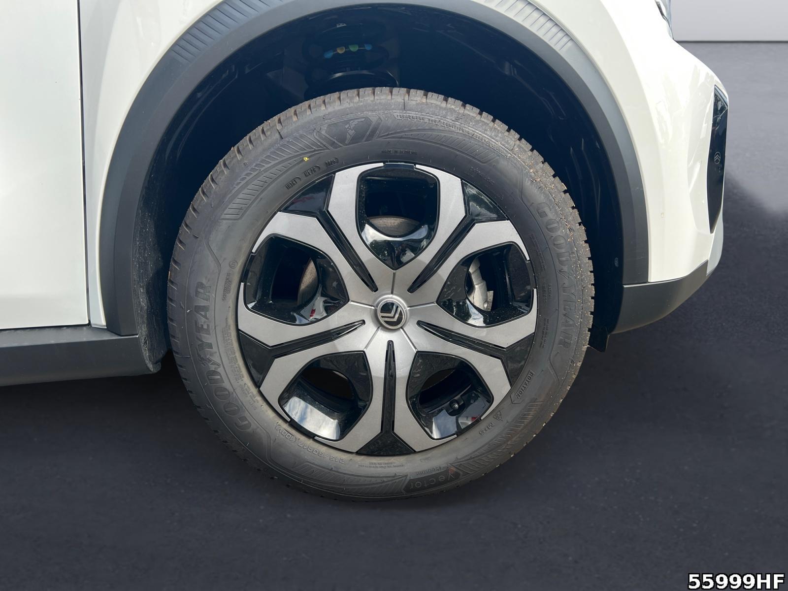 Fahrzeugabbildung Citroën C3 Aircross Plus Hybrid 145 PS AT